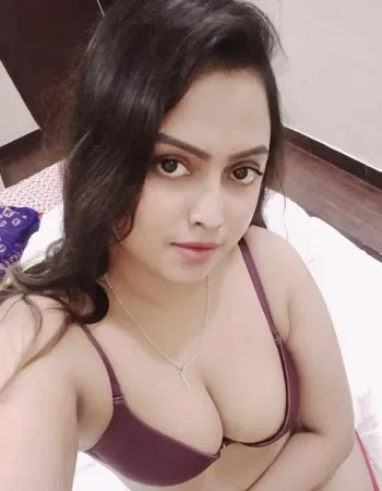 Nira Nira - Call Girl Girls Service in Zirakpur